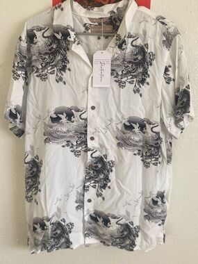Distortion Casual Button Down Shirt Fashion Style Mens Medium Short-Sleeve